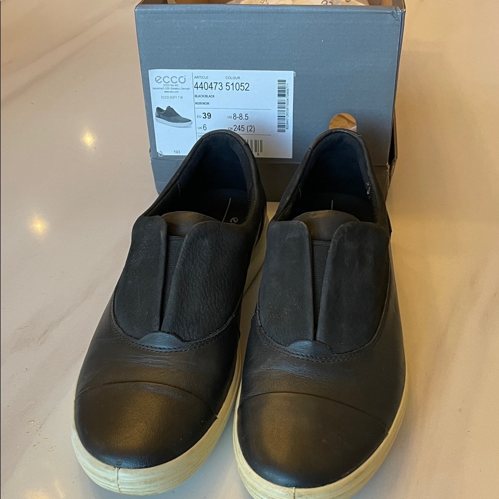 ECCO Soft 7 Black Women Sneakers